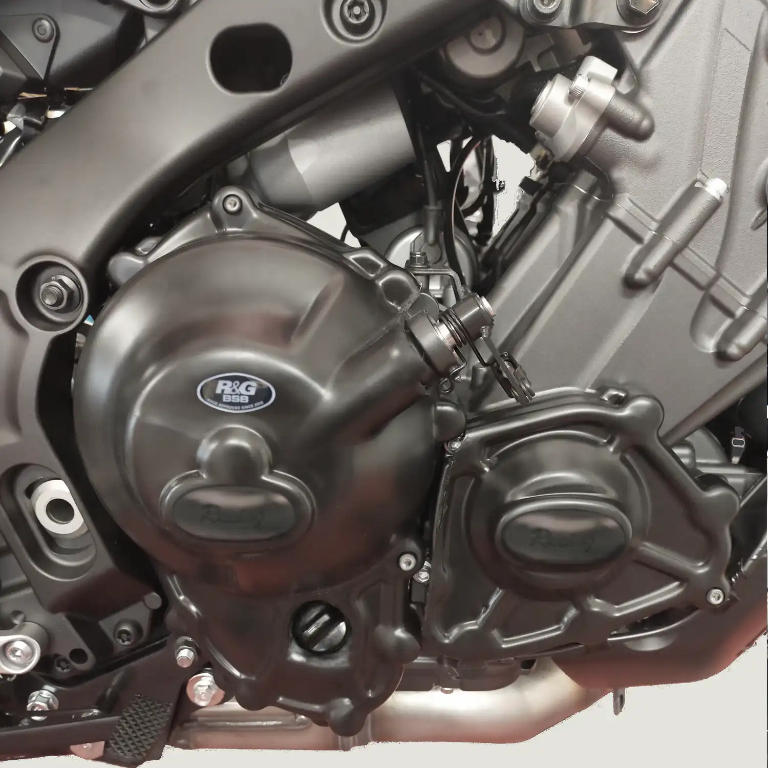 Fz 09 crankcase cover clearance
