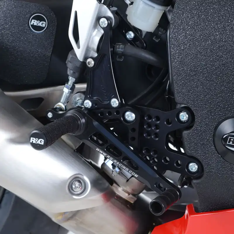 Cbr1000rr foot pegs clearance