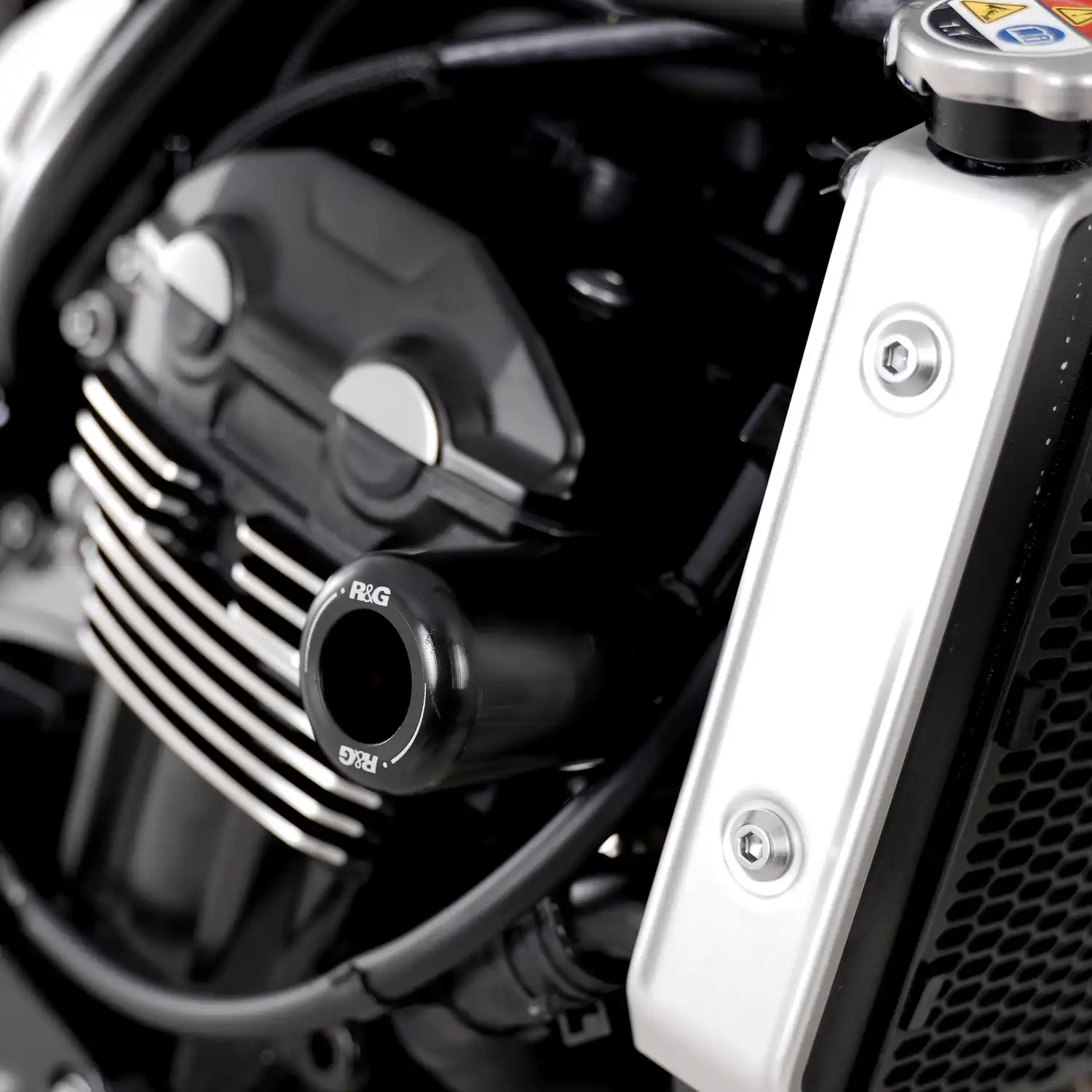 Crash Protectors- Classic Style for the Kawasaki Z900 RS '18-