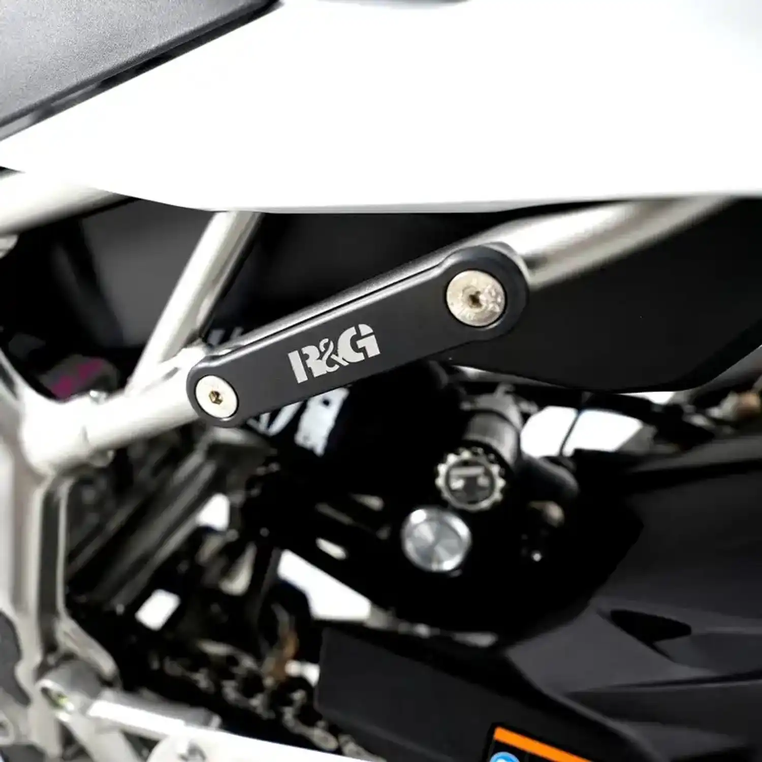 R指定マモハンガー Exhaust Hanger kit for Kawasaki ZX-4R, ZX-4RR & ZX-4RR SE 23-