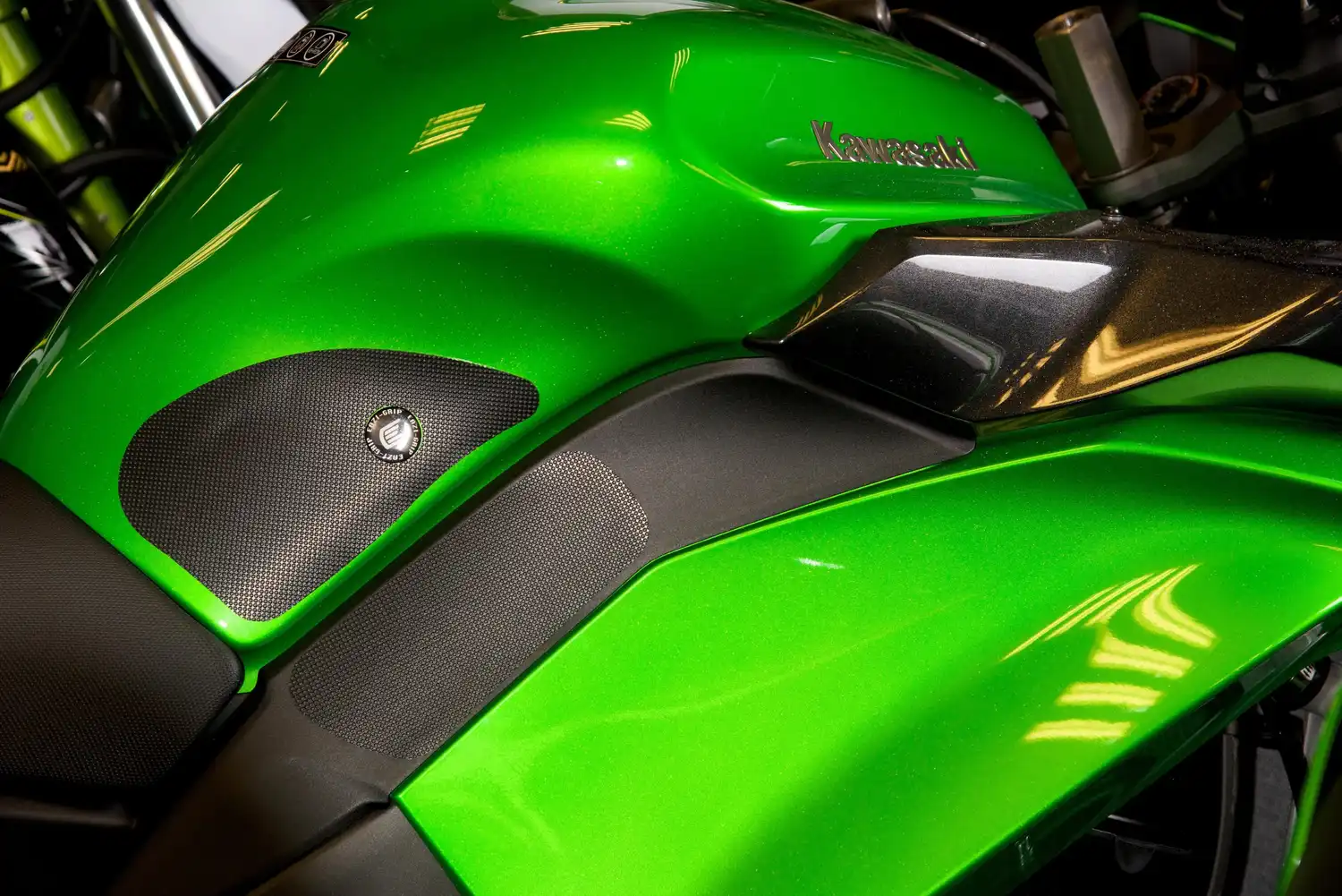 Eazi-Grip Kawasaki Z1000SX '12-22 - PRO