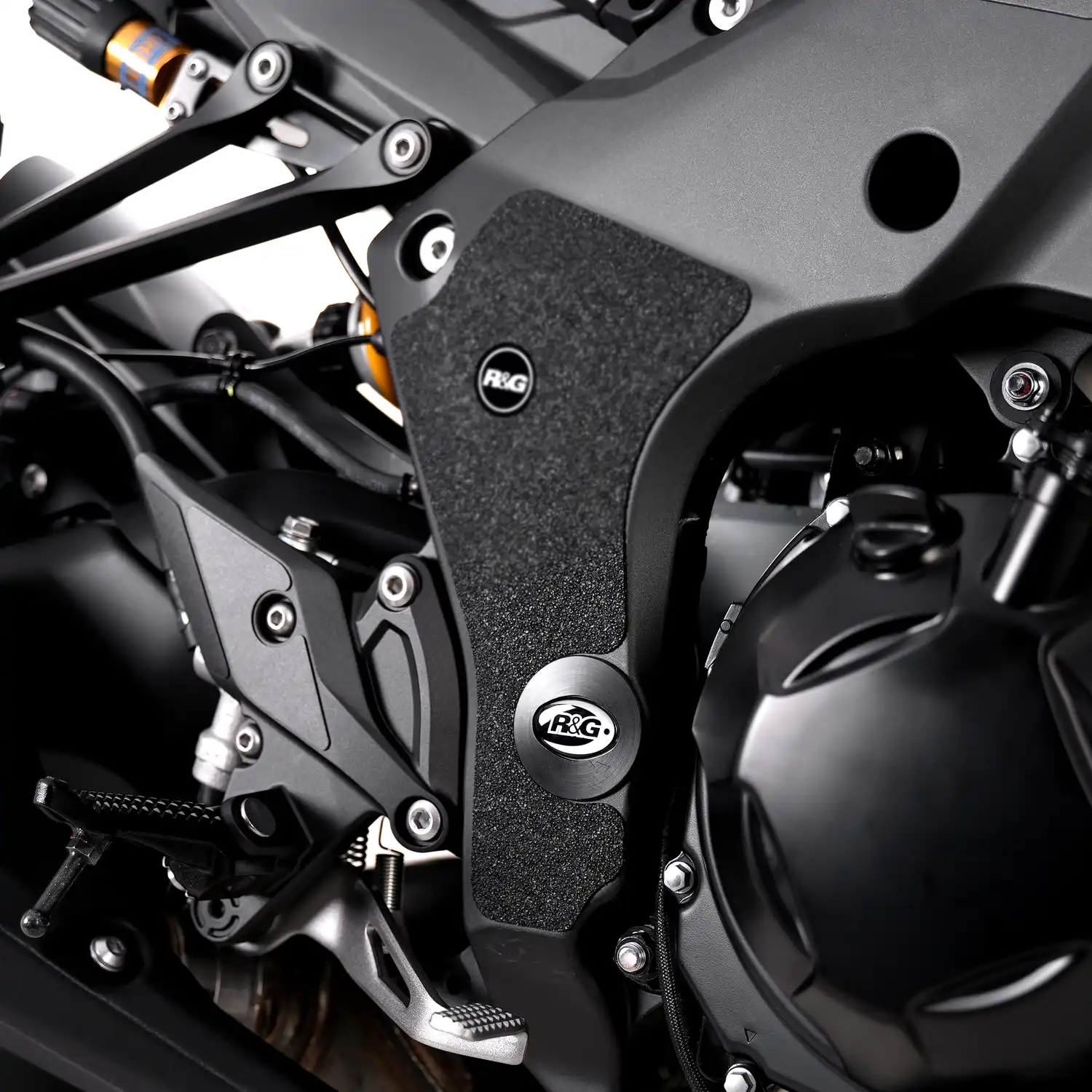 Frame Plug for the Kawasaki Z1100 '26-, ZX-10R '08- , Z1000 '10