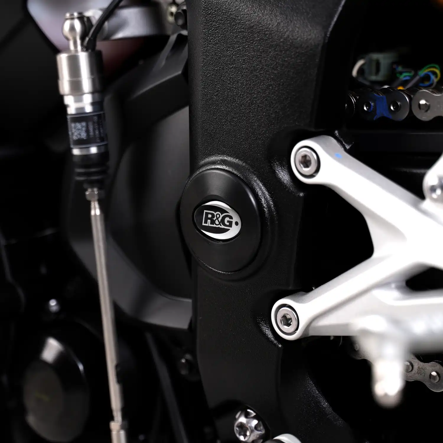 Frame Plug for BMW S1000XR '15-'19 & Triumph Speed Triple 1200 RS '21 ...