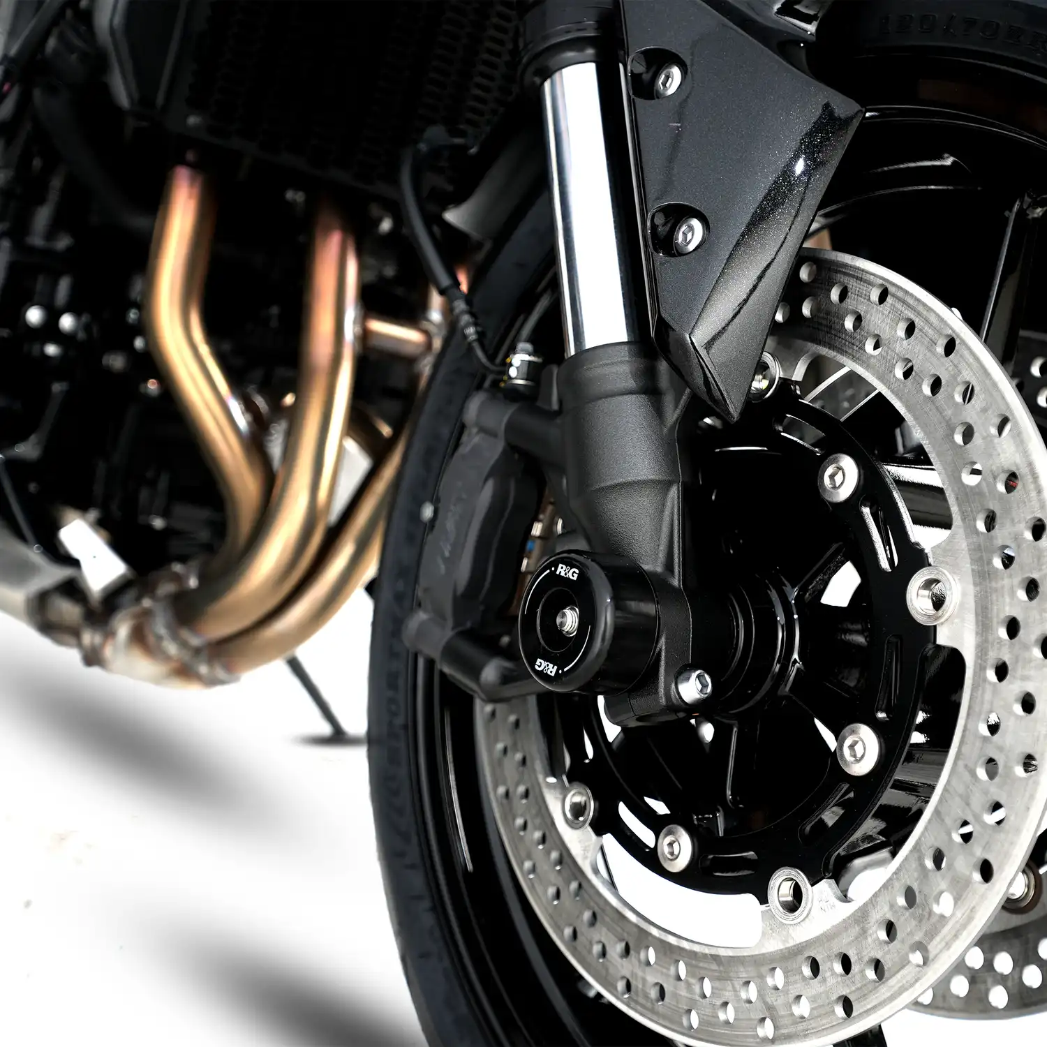 R&G Racing Black Aero Style Crash Protection Bobbins For 2018 2024 Kawasaki Z900rs