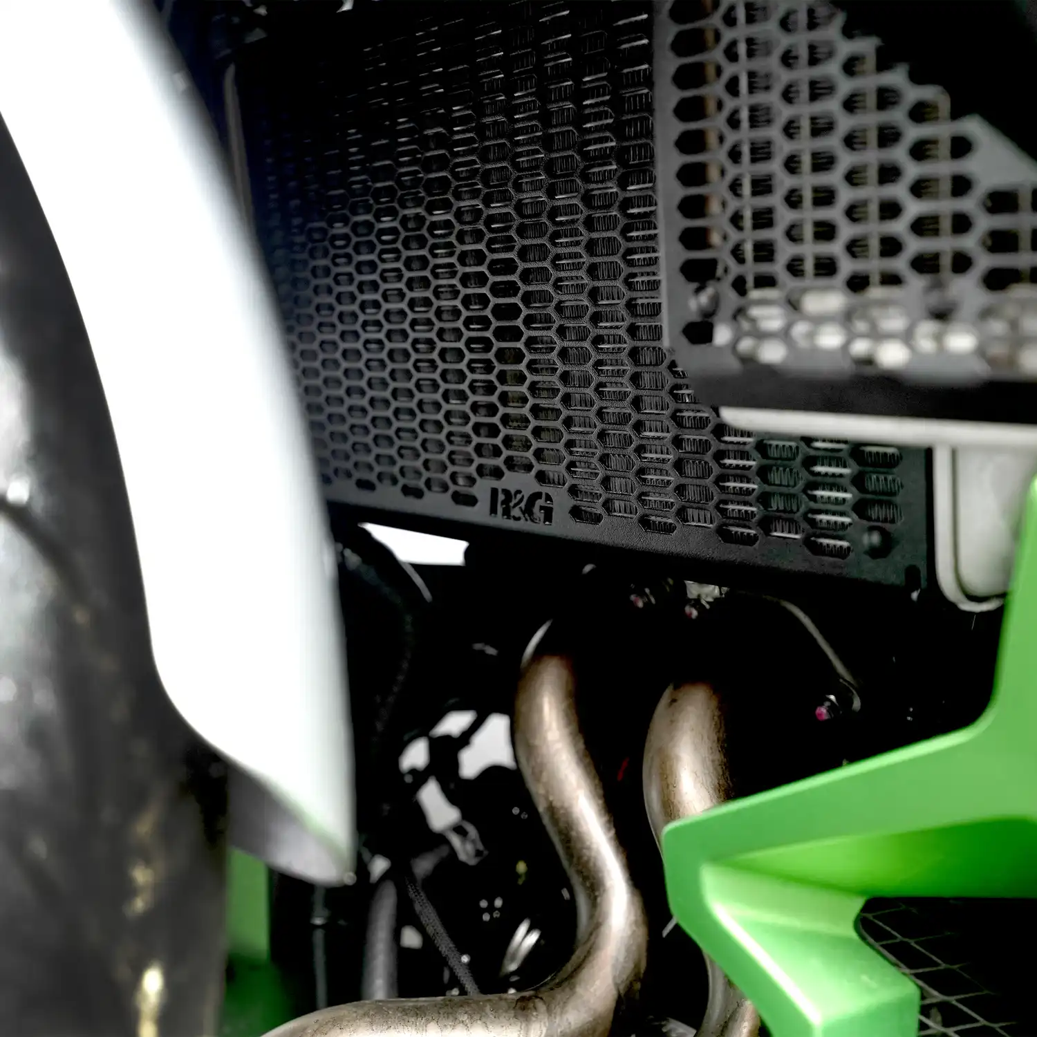 PRO Radiator Guard for Kawasaki Ninja 7 Hybrid HEV / Z 7 Hybrid