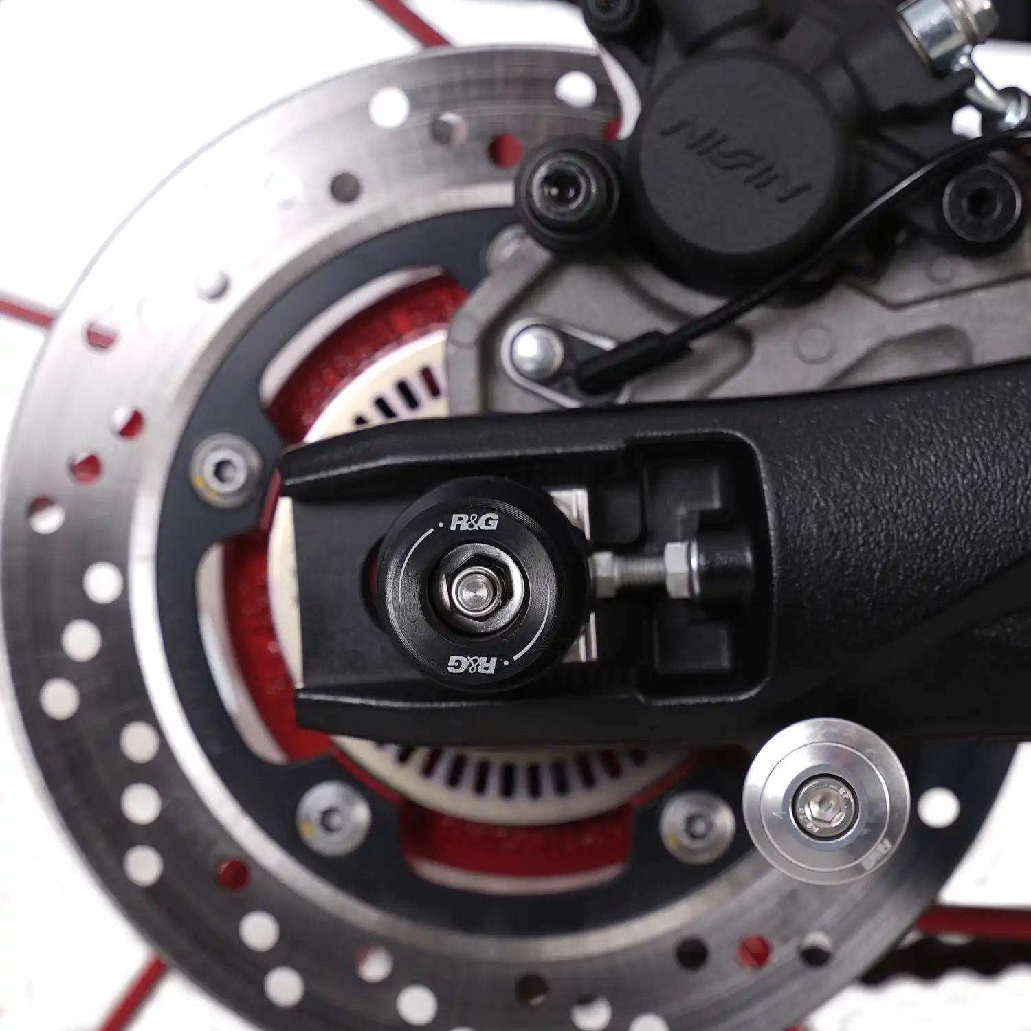 Spindle Sliders for the Suzuki GSX-8S '23-, GSX-8T '25-, GSX-8TT
