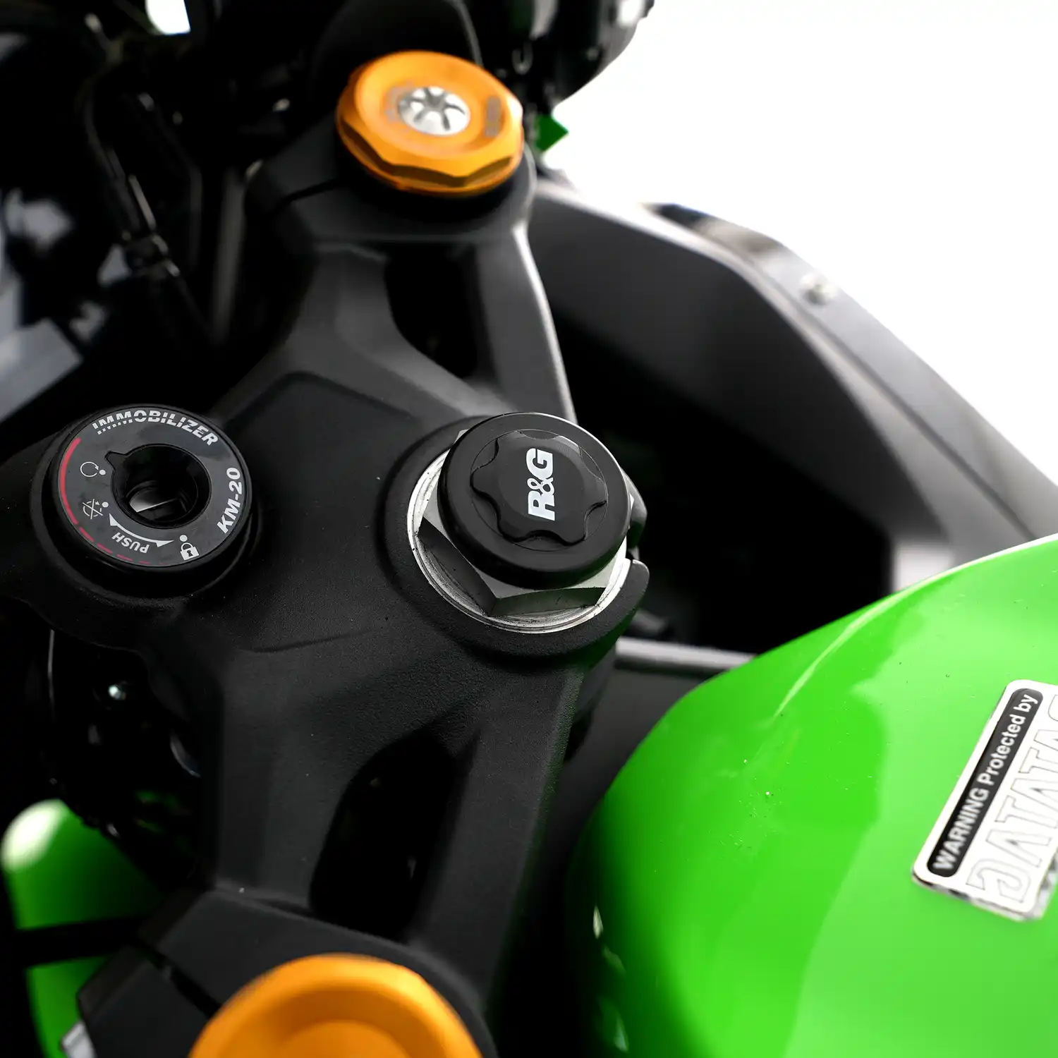Top Yoke Cap for Kawasaki ZX-25R '20- & ZX-4R(R) (SE) '23- '24