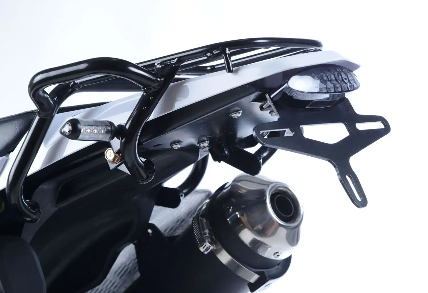 R G Tail Tidy for Sinnis Blade 125 17 LP0218BK