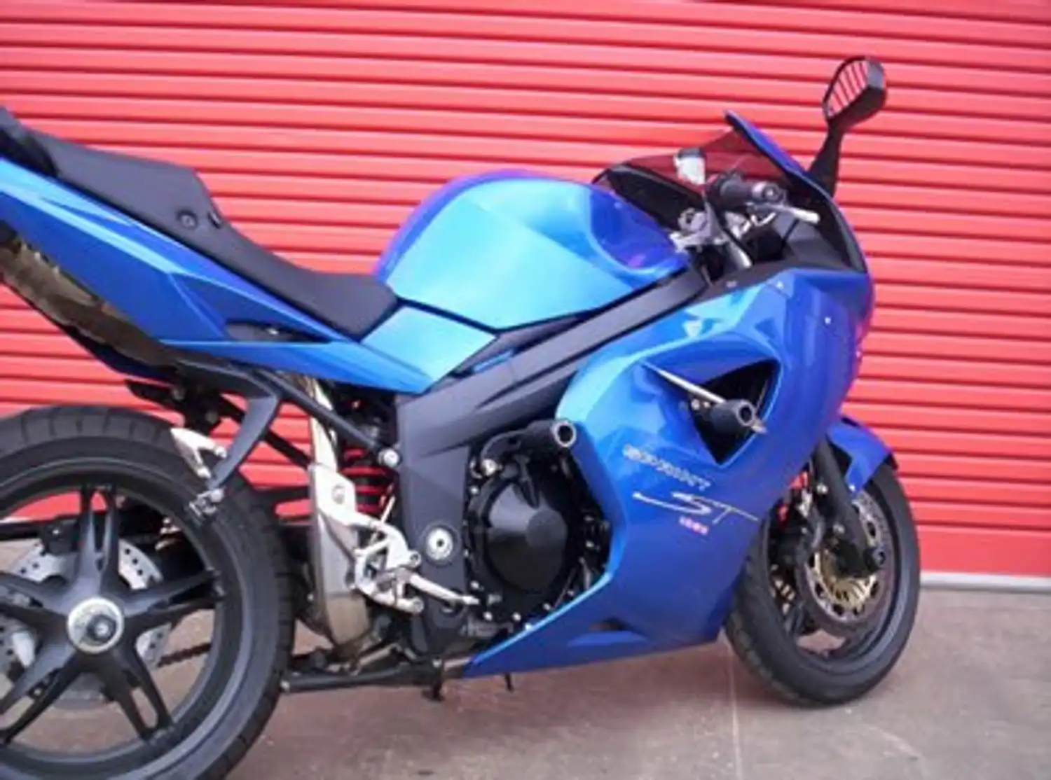 Crash Protectors - Classic Style for Triumph Sprint ST 