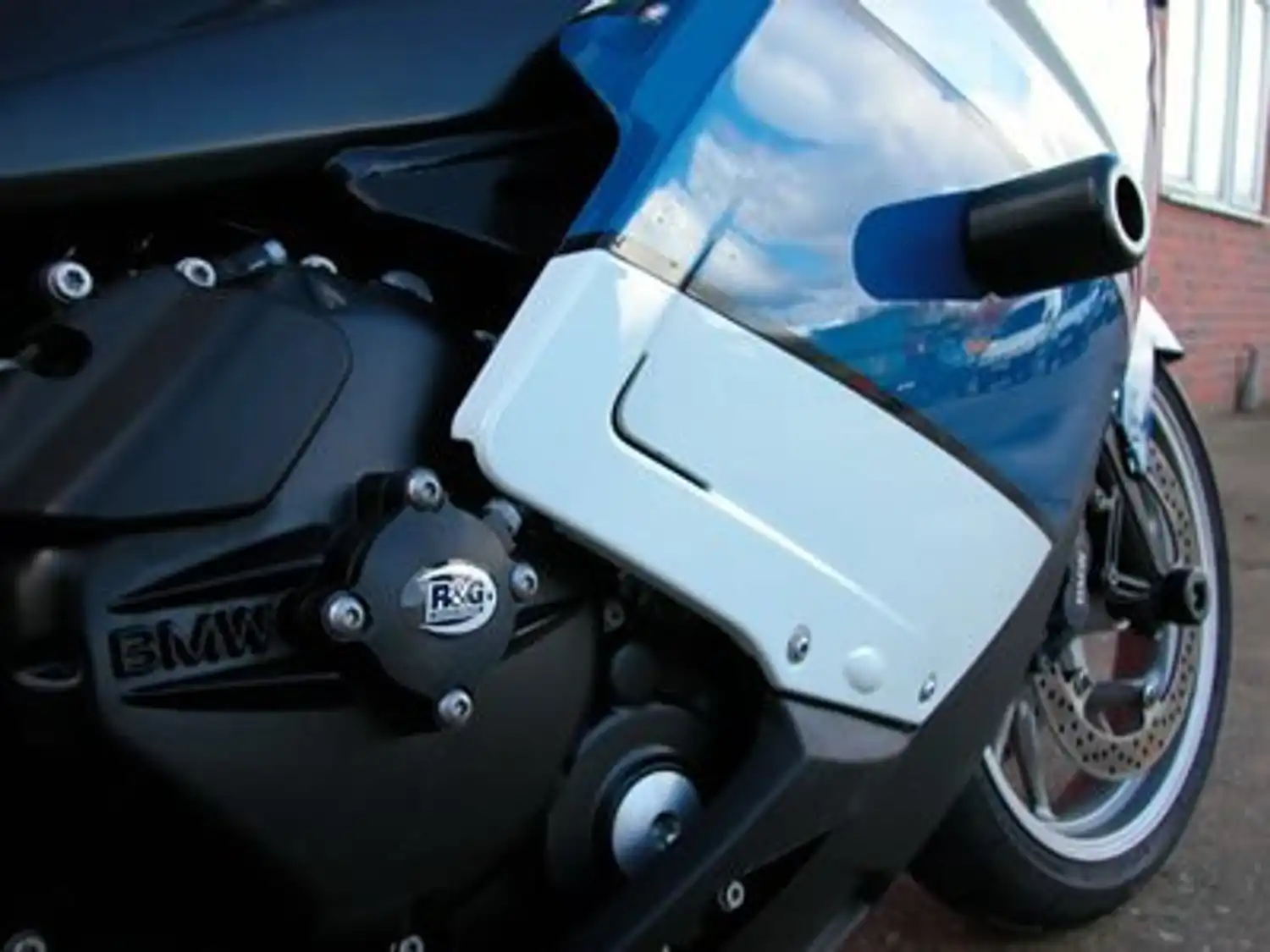 R&G CP0169BL  Ｋ1200S スライダーキット。 Crash Protectors - Classic Style for BMW K1200S