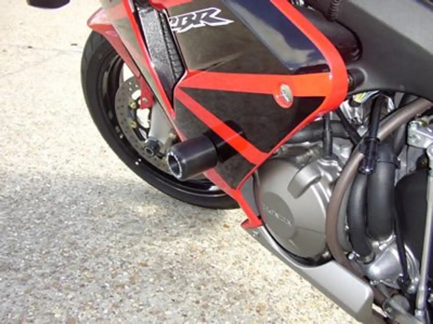 No-Cut Frame Slider Crash Protector - Black For 2007-2008 Honda CBR600RR